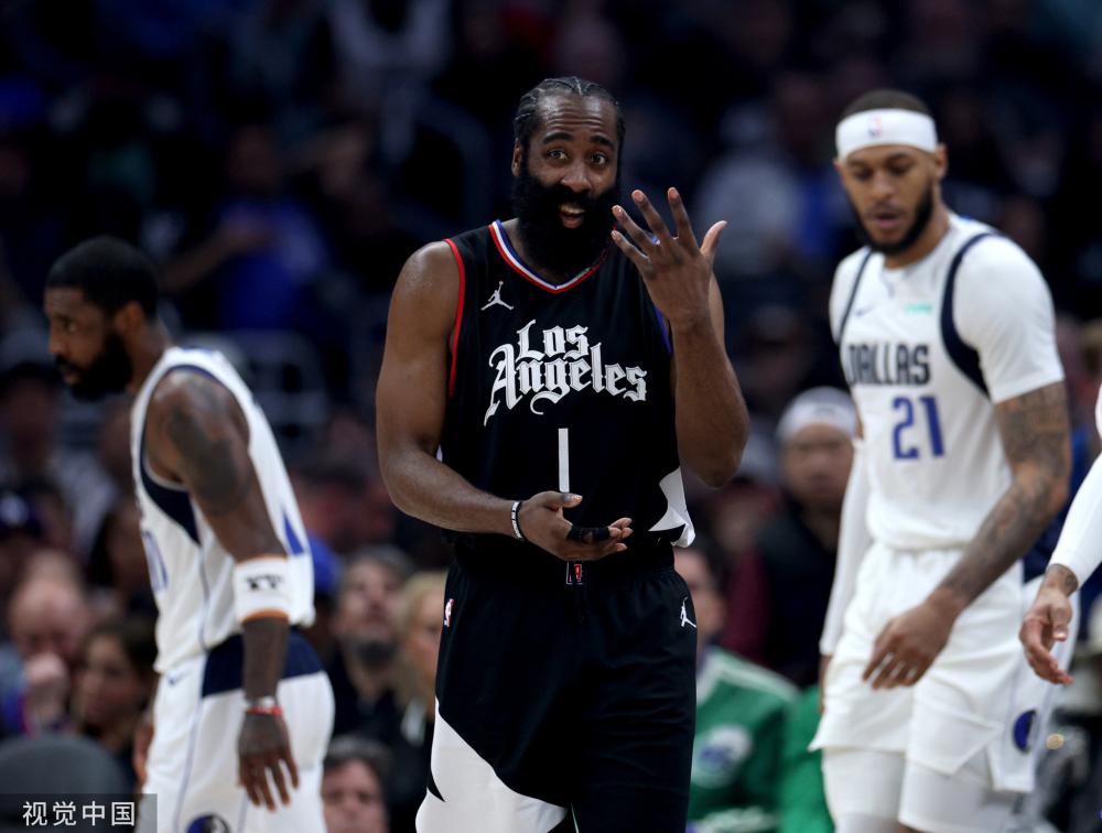 球迷们期待 球迷们期待